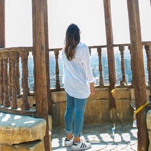 Meet your Posher, Laila